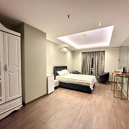Loft Spa Luex Sauna & Kuevet Apartment